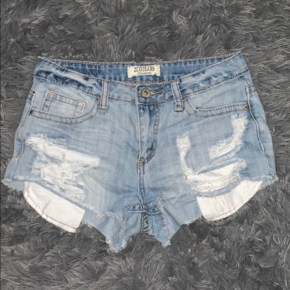 Light wash jean shorts
